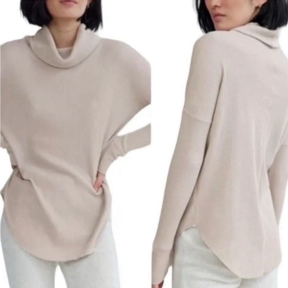 Aritzia The Group by Babaton Thermal Cowl Neck Long Sleeve Taupe size XXS